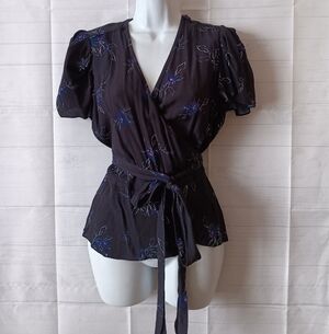Parker Black Floral Puff Sleeve Wrap Top L